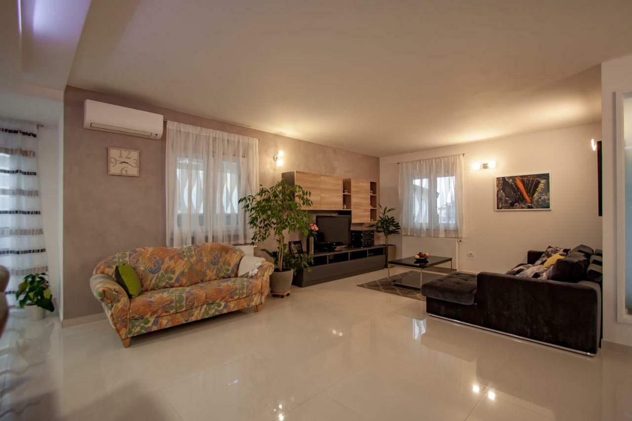 PUY Apartman Nebo מראה חיצוני תמונה